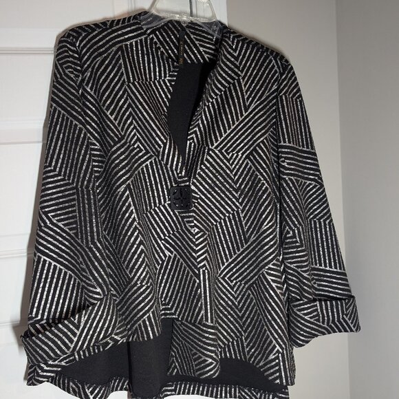 IC By Connie K Tops - Black & Silver Overshirt
